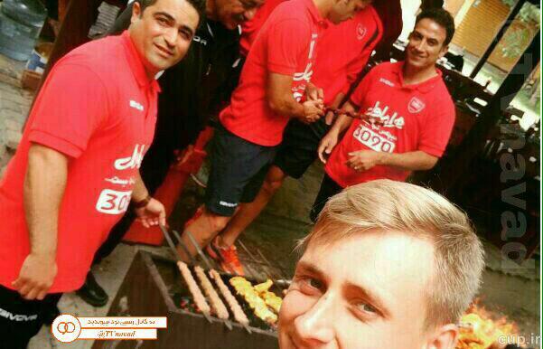 کباب خوری پرسپولیسی‌ها در جنگل‌های اوکراین/ عکس