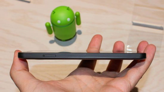 عکس: دو گوشی جدید گوگل را از نمای نزدیک ببینید