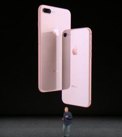 مراسم رونمایی از پرچمدار جدید اپل/همه مشخصات و‌ ویژگی‌های آیفون‌های رونمایی‌شده اپل را اینجا بخوانید