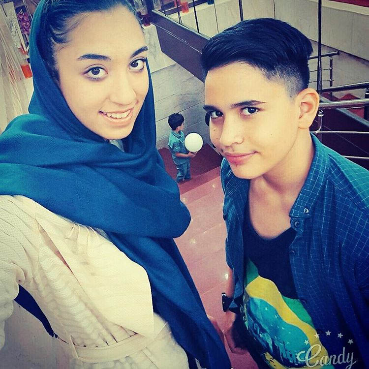 عکس/ سلفی کیمیا علیزاده در کنار برادرش