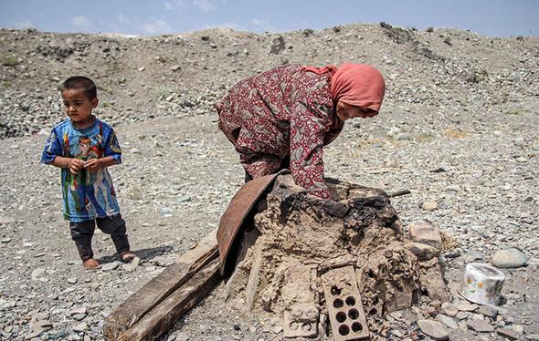 تصاویر : خانواده بی‌خانمان در حاشیه تهران