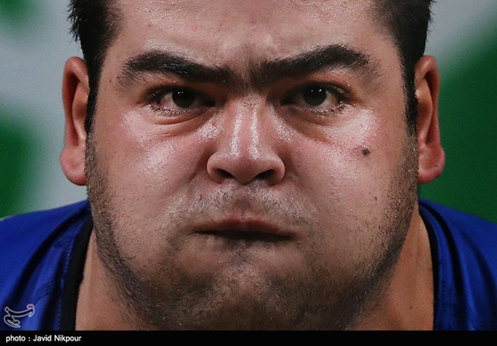 تصاویر دیدنی از مردان وزنه