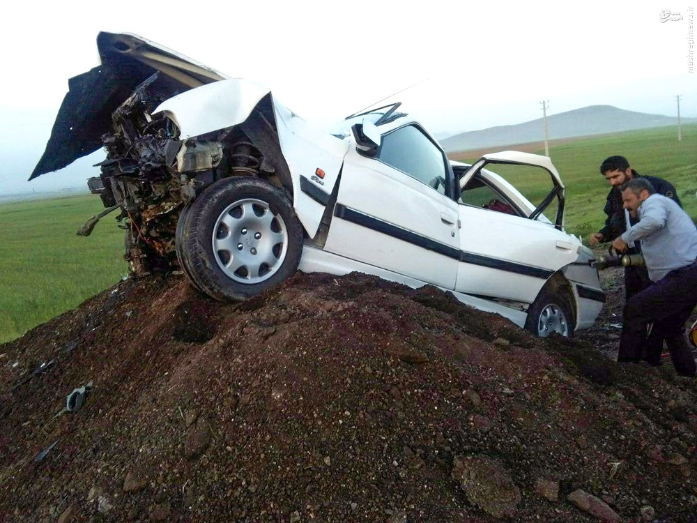 خودروی نماینده متوفی مراغه/ عکس