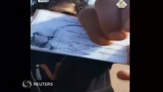 خروج ده‌ها عنصر داعشی معترض به بدرفتاری + عکس