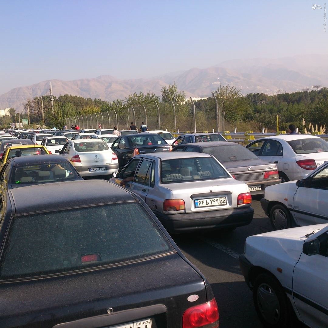 عکس/ ترافیک سنگین به خاطر وداع با کاپیتان