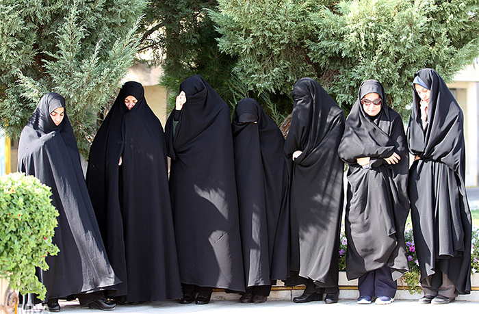 (تصاویر) خاکسپاری جانباختگان منا