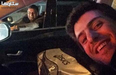 سلفی ترافیکی علی ضیا و پرویز مظلومی/عکس