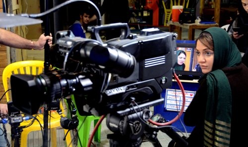 تازه‌ترین عکس‌های محمدرضا گلزار و مهناز افشار در «عشق تعطیل نیست»