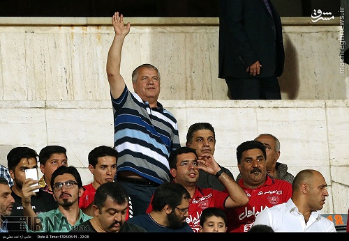 میهمان ویژه دیدار دیشب پرسپولیس و فولاد/ عکس