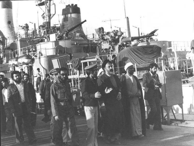 سفر شهید بهشتی به بوشهر در اردیبهشت ۱۳۶۰/عکس