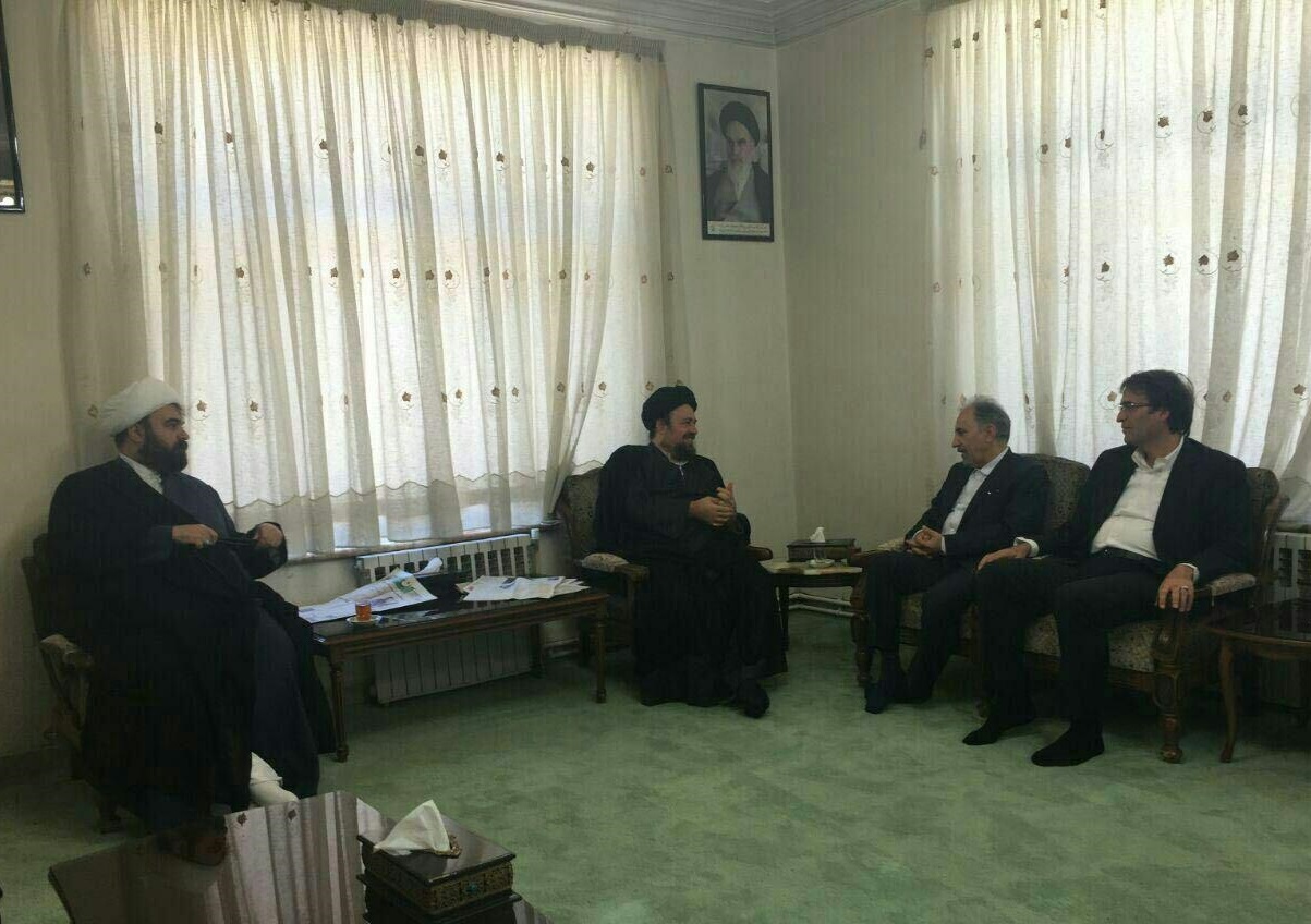 تصویری از دیدار شهردار جدید تهران و سید حسن خمینی