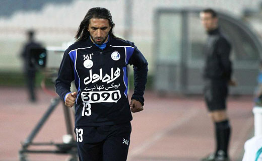 کرار :مسببان جدایی ام از استقلال را نمی بخشم/ سپاهان برای جذب من تا امشب فرصت دارد