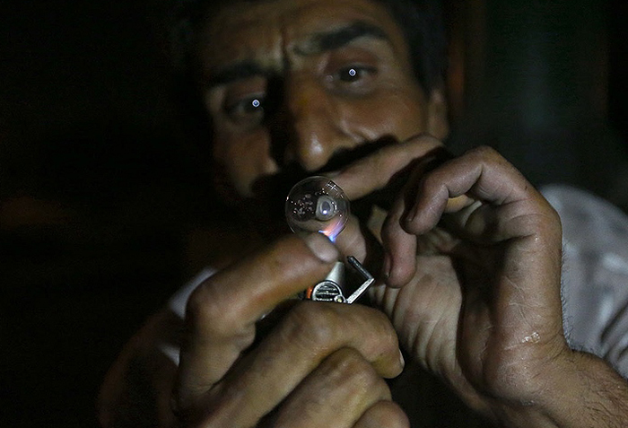 (تصاویر) بزم شبانه معتادان در پارک‌های تهران