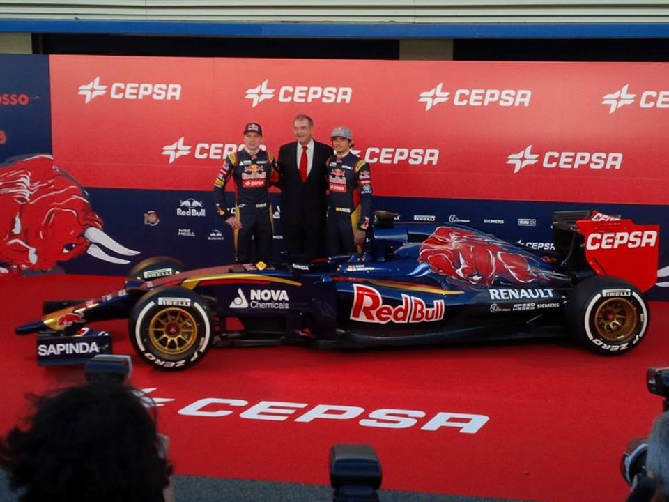 رونمایی اتومبیل ردبول و تورو روسو در پیست جرز+عکس