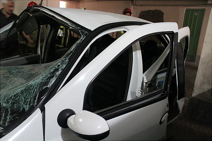 انفجار عجیب خودروی تندر 90 +تصاویر