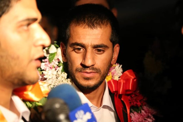 خبر مهم/ آزادی و بازگشت 5 تن از مرزبانان ربوده شده در میرجاوه به کشور + تصاویر