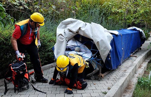 (تصاویر) مسابقه زنان امداد و نجات در تهران
