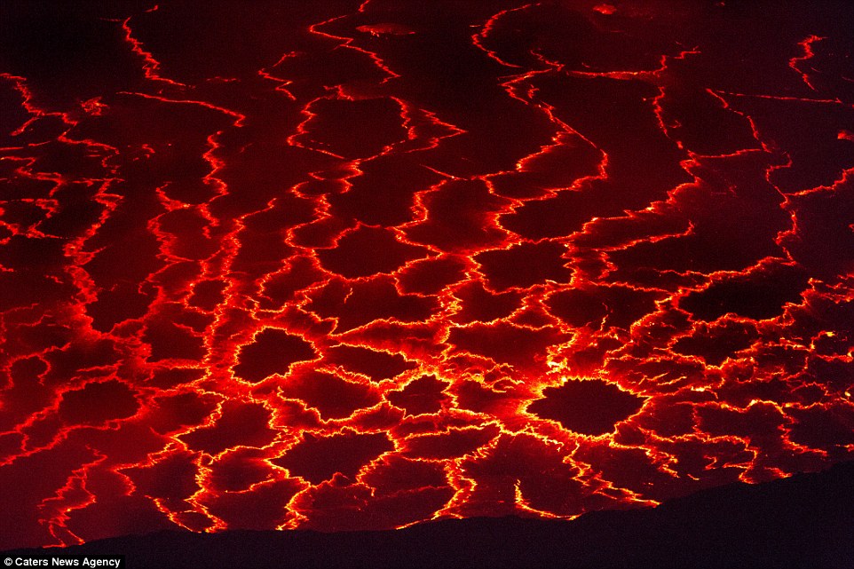 تصاویر فوق‌العاده از بزرگترین دریاچه گدازه/ مواد مذاب