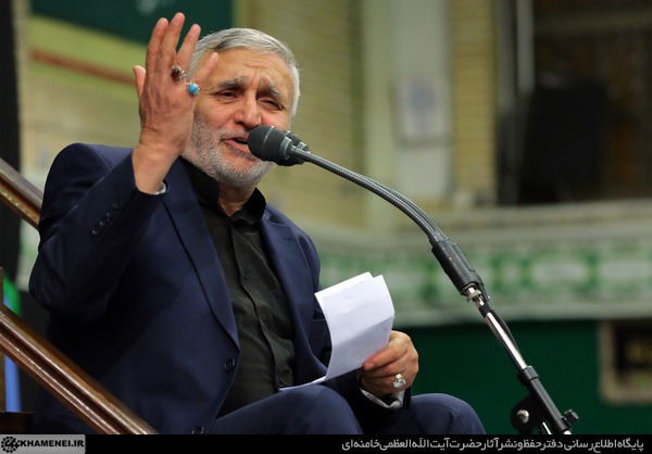 مداحی حاج منصور ارضی در حضور رهبر انقلاب/عکس