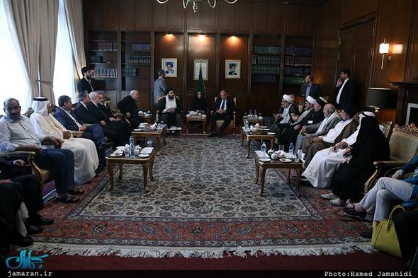 تصاویر : سید علی خمینی در همایش امام (ره) و نفی خشونت و افراطی گری