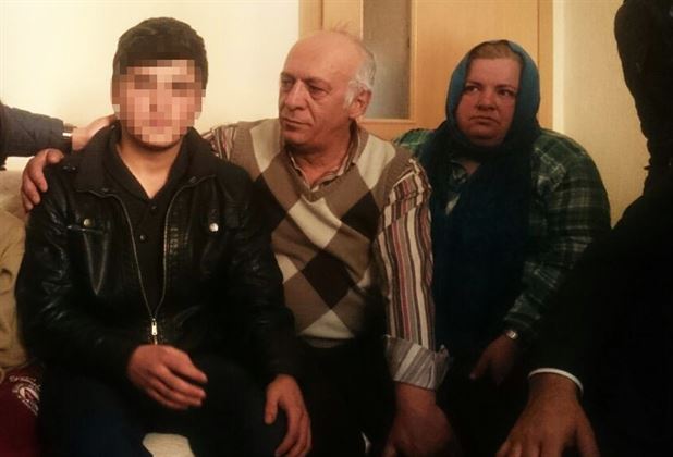 کم سن ترین زندانی سیاسی ترکیه پس از آزادی (+عکس)