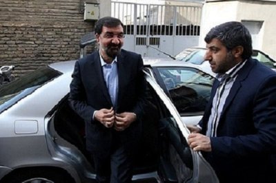 همان‌طور که در بیشتر عکس‌ها دیده می‌شود، اتومبیل محسن رضایی هم زانتیاست. زانتیا ویژگی هایی مثل سرعت بالا و همچنین شتاب و سواری نرمی دارد و موتور دو لیتری این ماشین اگر سرحال باشد قابلیت رقابت با بسیاری از ماشین های شش سیلندر را دارد. این ماشین به خاطر داشتن سیستم هیدروپنماتیک تعادل بسیار بی نظیری نسبت به ماشین های کره ای دارد.