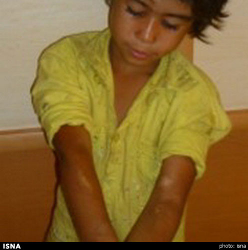 بهزیستی، ستایش را از پدر و مادرش گرفت! +عکس