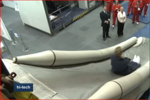 هواپیماهایی با طعم مرگ مجازی+تصاویر