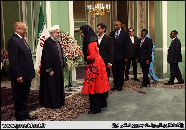 استقبال روحانی از همراهان رئیس جمهور آفریقای جنوبی/ عکس