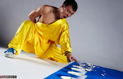 فن ویپنگ از چین،۱۰۲ کاسه را در یک برنامه تلویزیونی به نام در میلان ایتالیا با یک انگشت در یک دقیقه در ۱۱ آوریل ۲۰۰۹ شکست و این رکورد را از آن خود کرد.