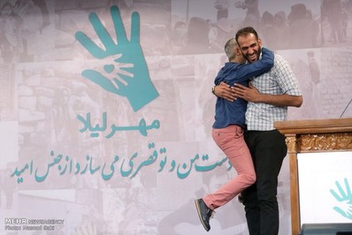 شوخی جالب جواد رضویان و حامد حدادی 