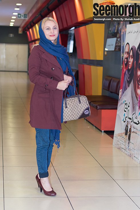 مدل مانتو مریم کاویانی در اکران فیلم نفس