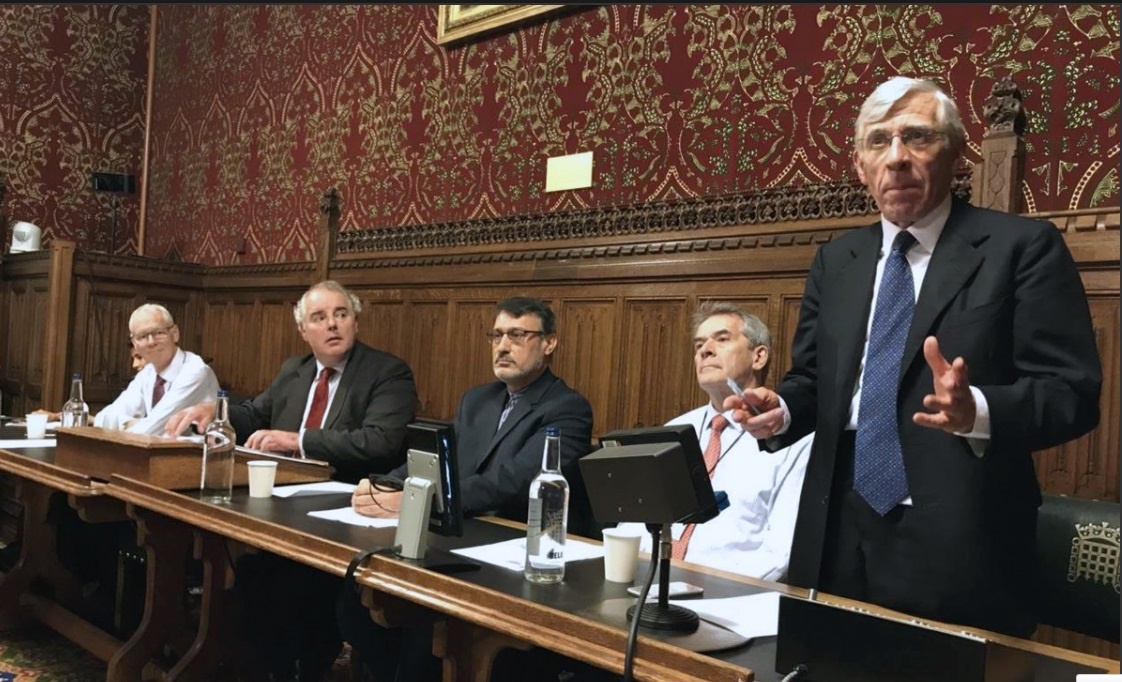 سفیر ایران در لندن در پارلمان انگلیس/ عکس