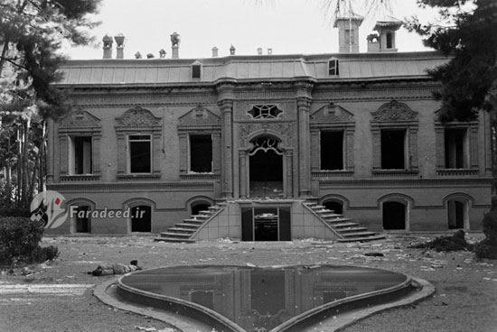غارت خانه دکتر مصدق به دست کودتاگران