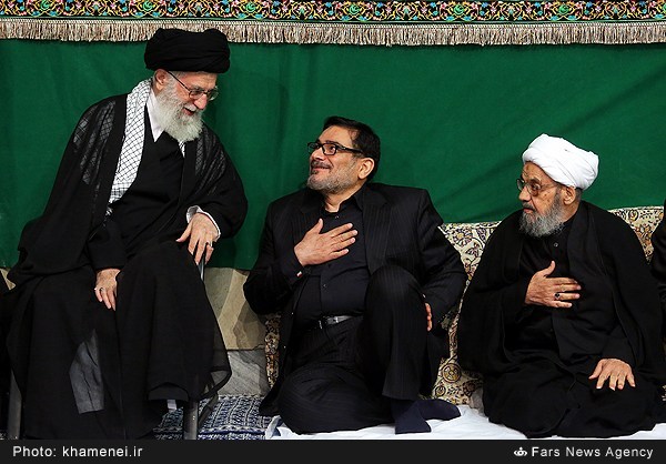 خوش و بش مقام معظم رهبری با شمخانی/عکس