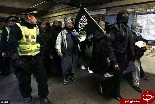 کشف پرچم داعش و یک بمب از خانه تروریست بروکسل + تصاویر