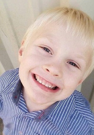 شکنجه کودک 5ساله توسط نامادری+تصاویر