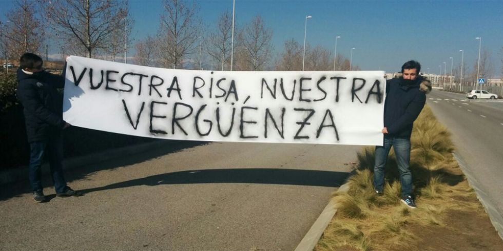 بنر کنایه آمیز هواداران رئال بر علیه رونالدو(عکس)