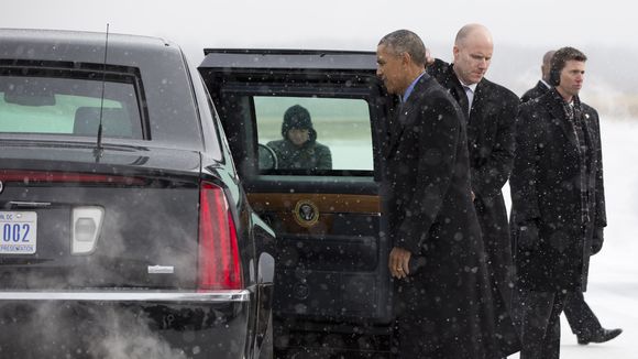 بارش برف شدید، اوباما را گرفتار کرد!