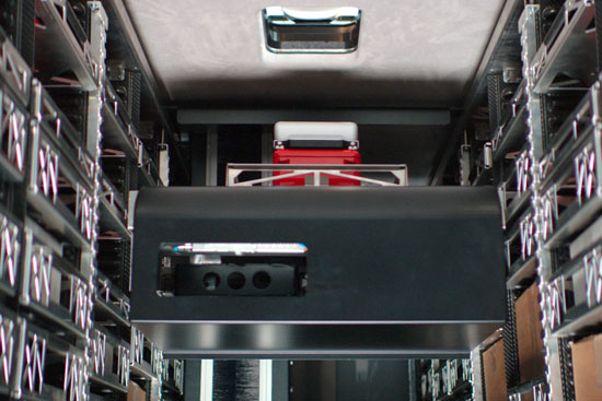 ترکیب پهپاد و ون برقی راه حل جدید بنز برای ارسال کالا