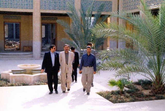 عکس کمتر دیده شده از سردار سلیمانی و اسحاق جهاگیری در جوانی