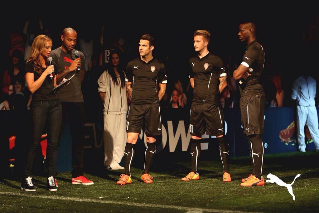 مجری خانم مراسم امشب اهدای توپ طلا چه کسی است؟ + عکس