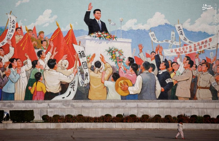 نقاشی دیواری رهبر فقید کره شمالی در 