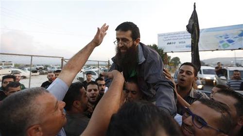 دیدار با فرزندی که 56 روز اعتصاب غذا کرد/تصاویر