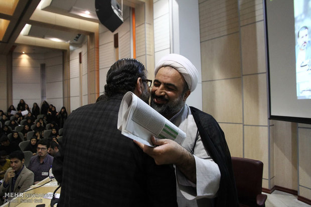 رسایی و خرازی در اغوش هم/عکس