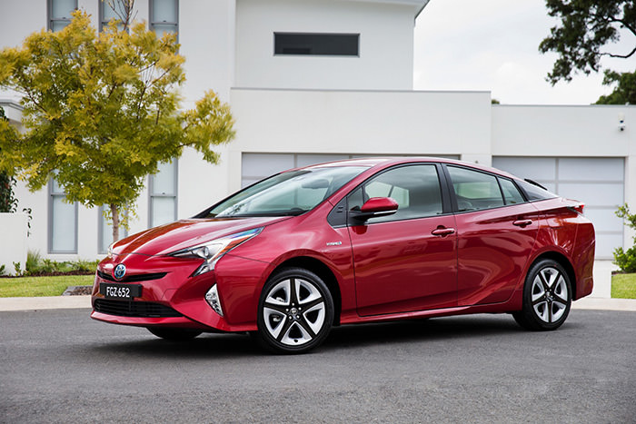 تویوتا پریوس