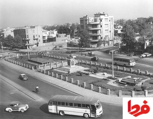 میدان بهارستان دهه 1340/ عکس