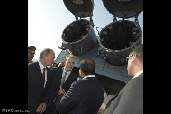 عکس: پوتین فرمانده جنگی‎