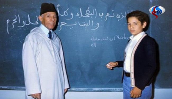 شعر مشهور شیعه به خط پادشاه مغرب!