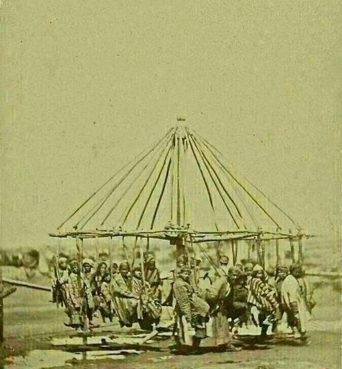 شهربازی در دوره قاجار/عکس